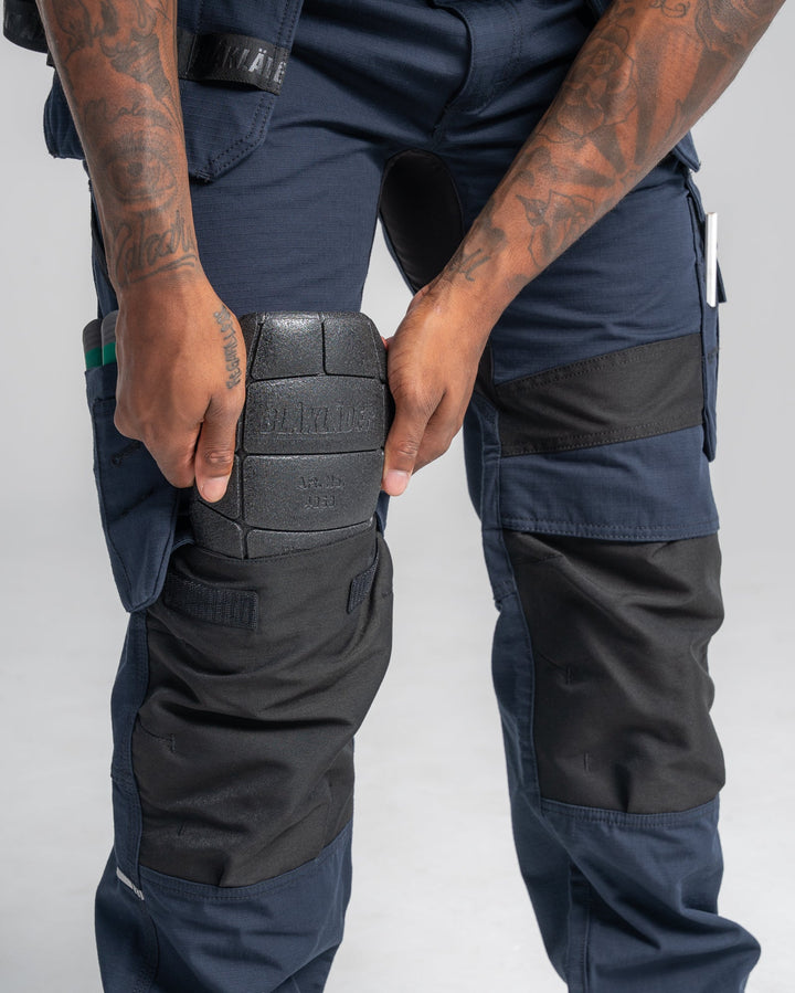 #color_white-dark-grey